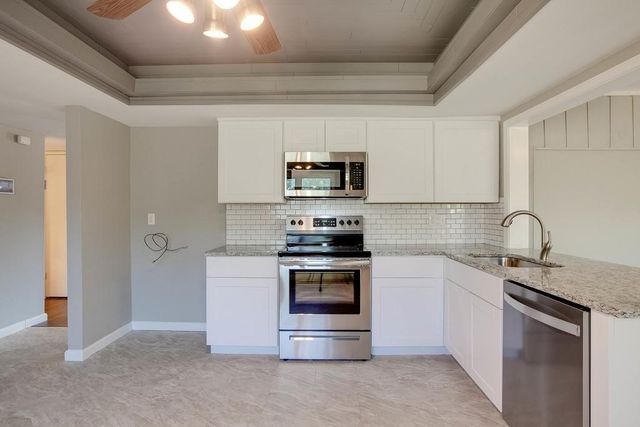 1320 Cherry Hill Lane, Lewisville, TX 75067