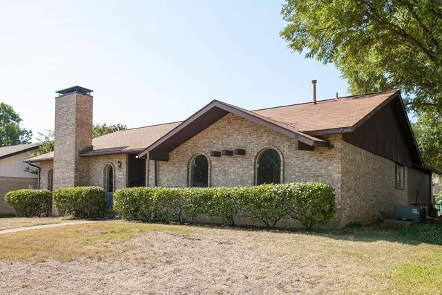 1320 Cherry Hill Lane, Lewisville, TX 75067