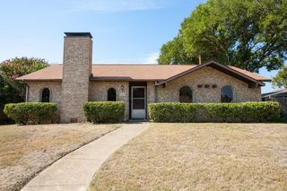 1320 Cherry Hill Lane, Lewisville, TX 75067