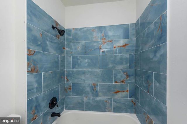 2514 BARCLAY ST, Baltimore, MD 21218