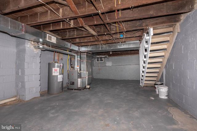 2514 BARCLAY ST, Baltimore, MD 21218