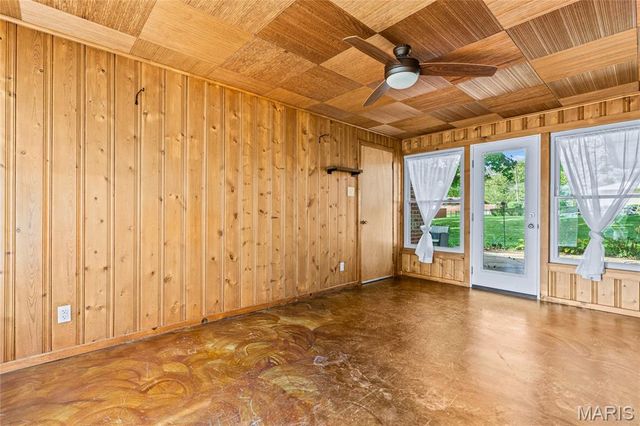 400 Springdale Drive, Belleville, IL 62223