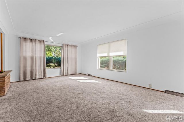 400 Springdale Drive, Belleville, IL 62223