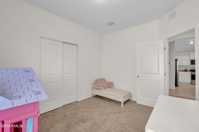 1043 Rebeca Way, Socorro, TX 79927