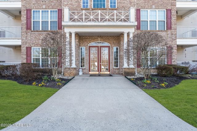 622 Sophee Lane, Lakewood, NJ 08701