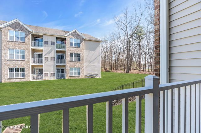 622 Sophee Lane, Lakewood, NJ 08701