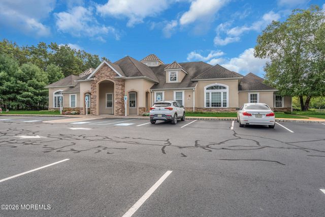 622 Sophee Lane, Lakewood, NJ 08701