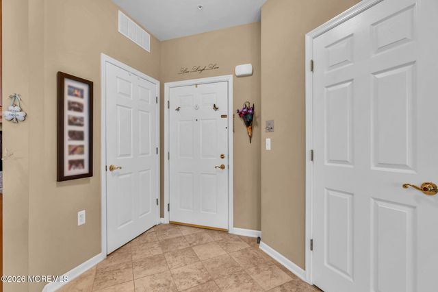 622 Sophee Lane, Lakewood, NJ 08701