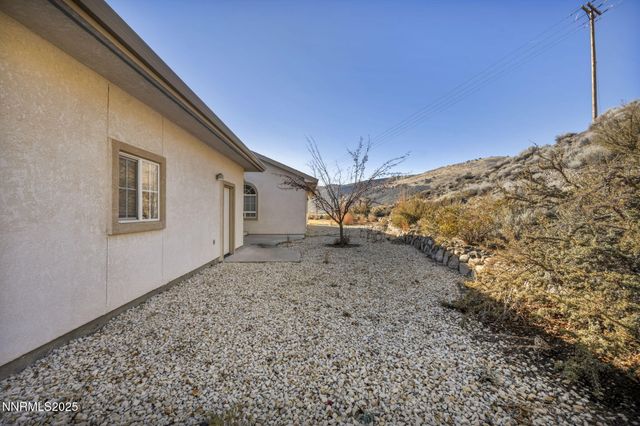 1160 Eagle Court, Carson City, NV 89701