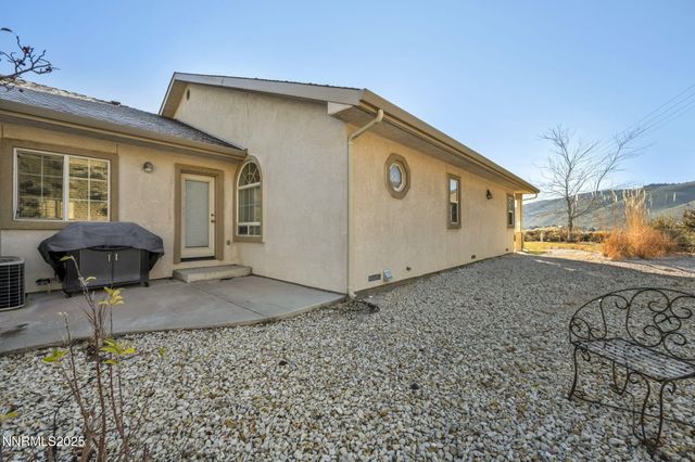 1160 Eagle Court, Carson City, NV 89701