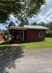 1555 Soco Road #2, Maggie Valley, NC 28751