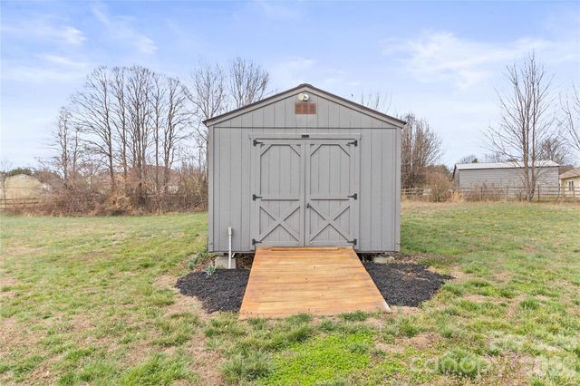 3062 Brody Lane, Maiden, NC 28650