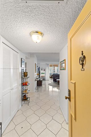 3800 S Ocean Dr 719, Hollywood, FL 33019