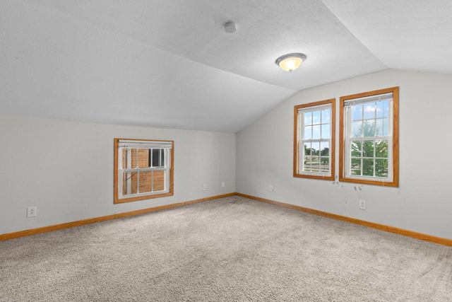 3523 N 76th STREET, Milwaukee, WI 53222