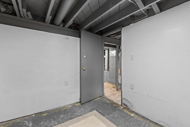 3523 N 76th STREET, Milwaukee, WI 53222