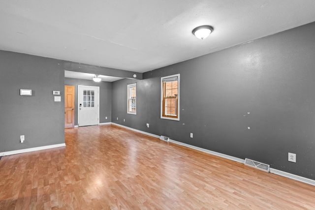 3523 N 76th STREET, Milwaukee, WI 53222