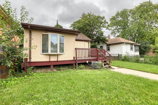 3523 N 76th STREET, Milwaukee, WI 53222