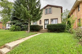 3523 N 76th STREET, Milwaukee, WI 53222