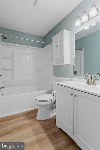 228 S LINCOLN DR, Hanover, PA 17331