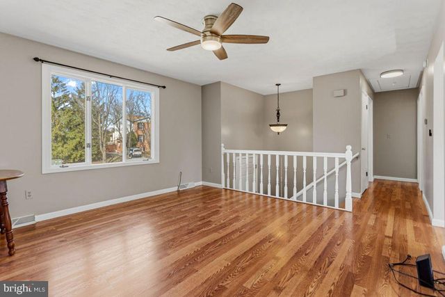 228 S LINCOLN DR, Hanover, PA 17331