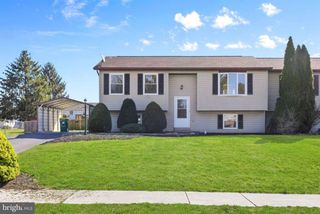 228 S LINCOLN DR, Hanover, PA 17331