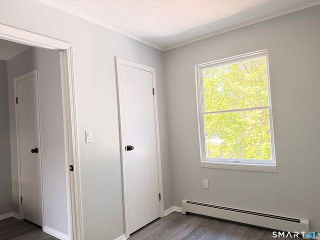 17 Enfield Street 17, Hartford, CT 06112