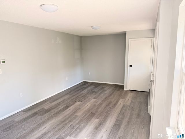 17 Enfield Street 17, Hartford, CT 06112