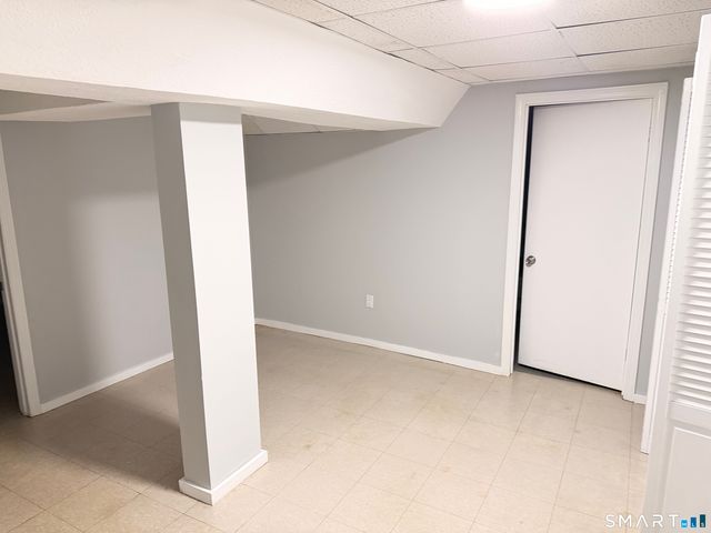 17 Enfield Street 17, Hartford, CT 06112
