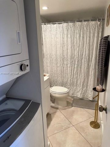 8401 W Sample Rd 14, Coral Springs, FL 33065