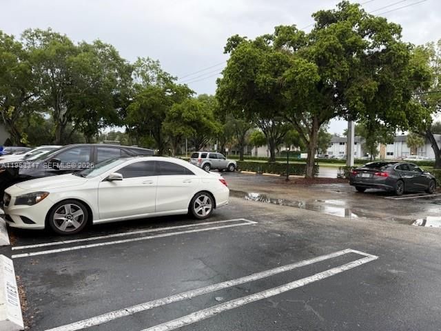 8401 W Sample Rd 14, Coral Springs, FL 33065