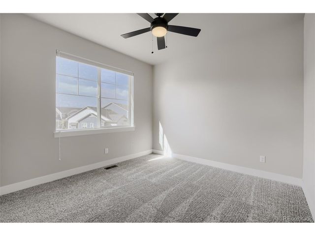 4171 Greenhorn Dr, Loveland, CO 80538