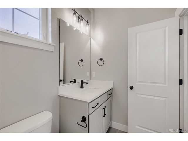 4171 Greenhorn Dr, Loveland, CO 80538