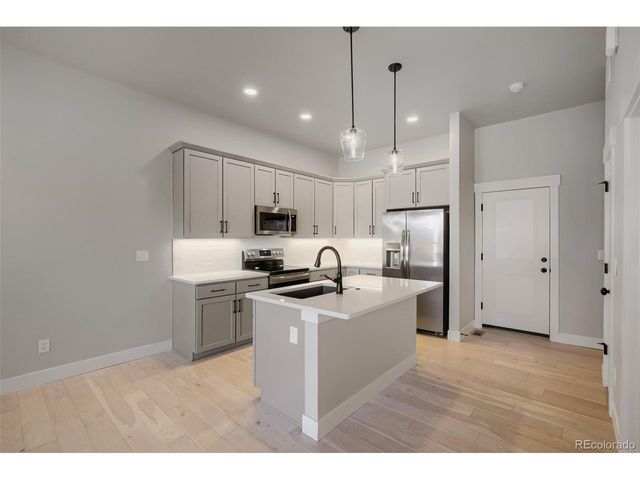 4171 Greenhorn Dr, Loveland, CO 80538