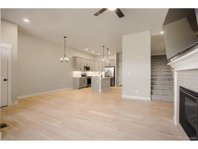 4171 Greenhorn Dr, Loveland, CO 80538