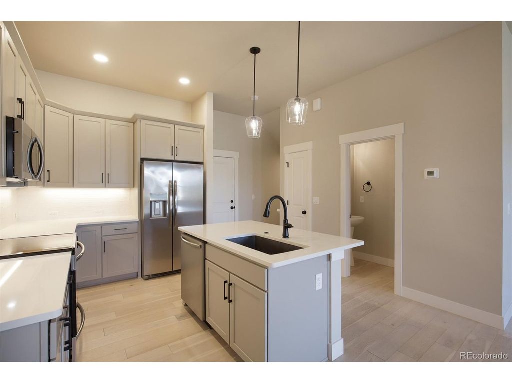 4171 Greenhorn Dr, Loveland, CO 80538