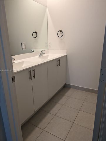 235 SW 159th Ter 235, Pembroke Pines, FL 33027