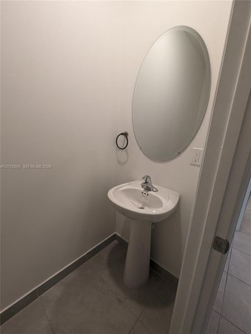 235 SW 159th Ter 235, Pembroke Pines, FL 33027