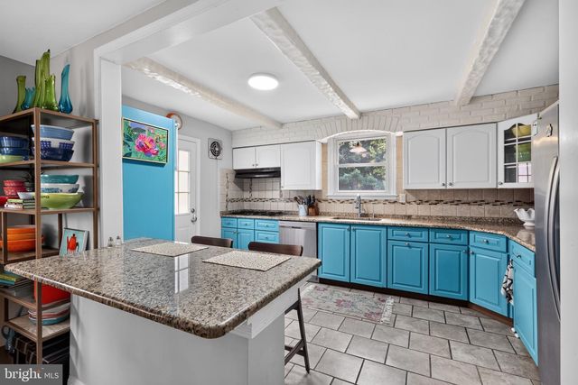 611 N JACKSON ST, Media, PA 19063