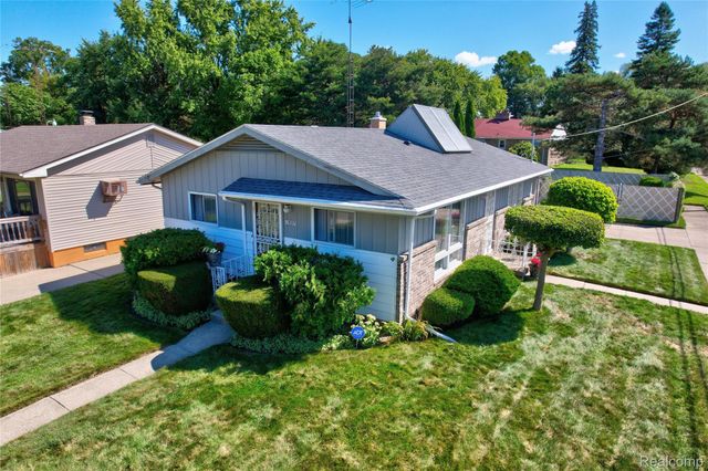 1937 Chelan Street, Flint, MI 48503