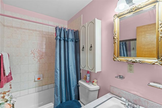 1937 Chelan Street, Flint, MI 48503