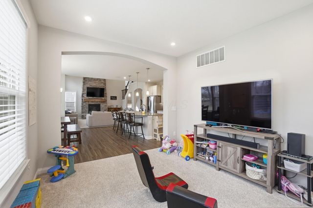 11940 Azalea Way, Plain City, OH 43064