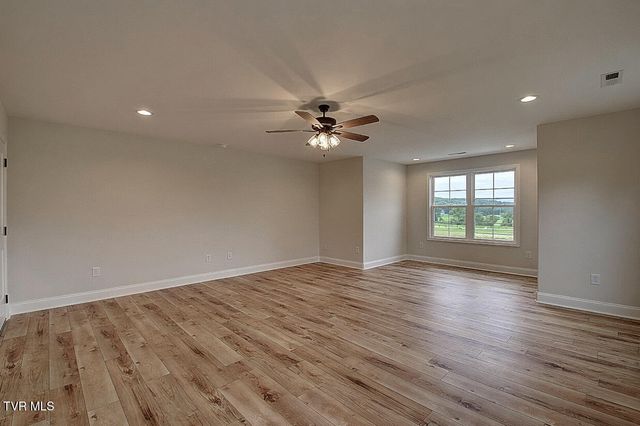 416 Tortoise Way, Jonesborough, TN 37659