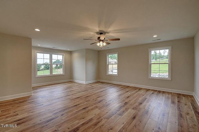 416 Tortoise Way, Jonesborough, TN 37659