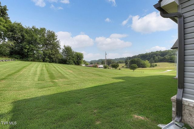 416 Tortoise Way, Jonesborough, TN 37659