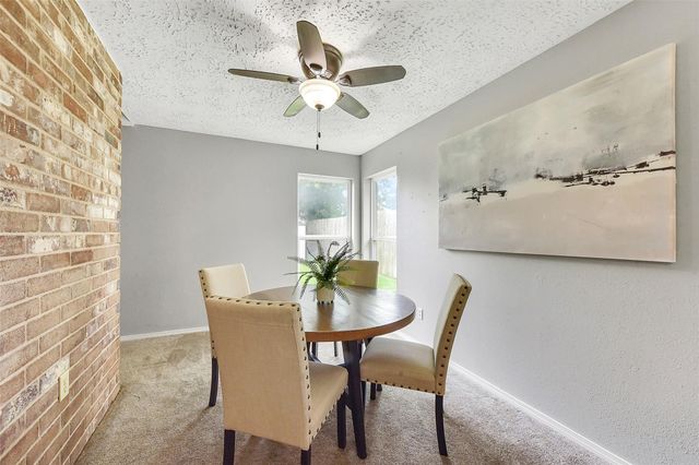 331 Enfield Drive, Highlands, TX 77562