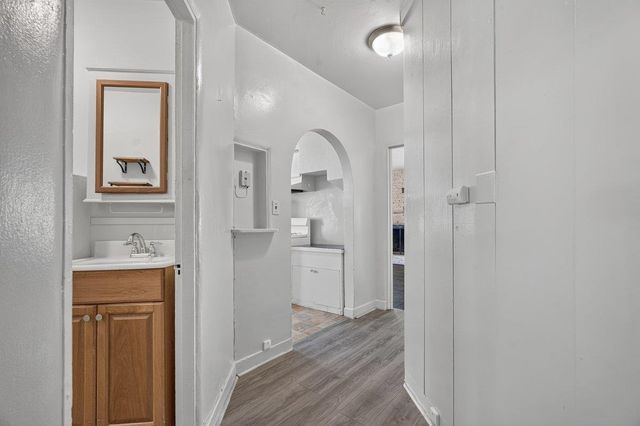 721 9th Street, Pacific Grove, CA 93950