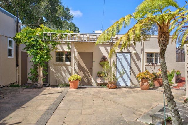 721 9th Street, Pacific Grove, CA 93950