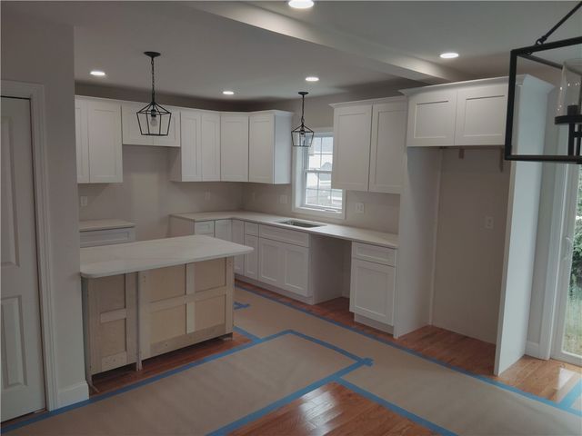 27 Hoppin Avenue, East Providence, RI 02915