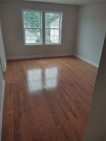 27 Hoppin Avenue, East Providence, RI 02915