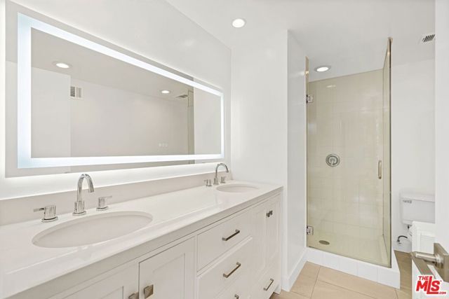 7250 Franklin Avenue 507, Los Angeles, CA 90046